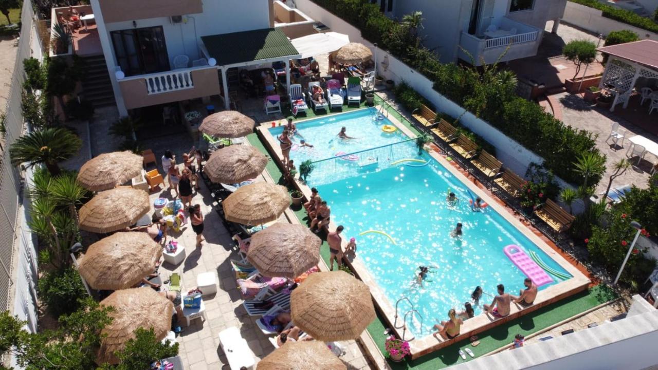 Bed & Breakfast Maison Rinaldi Srl *